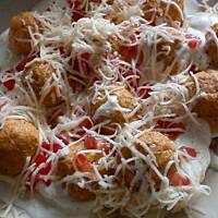 Wypchane jajka w sosie czosnkowym