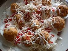 Fot. agf, Wypchane jajka w sosie czosnkowym