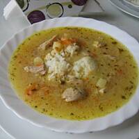 warzywno-mięsna zupa na śmietanie