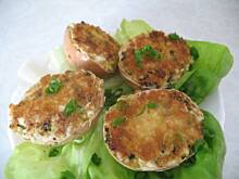 Fot. monia7301, Jajka faszerowane i podsmażane w skorupkach