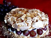 Fot. rosik93, Torcik bezowy z winogronami i nutką amaretto