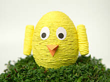 Fot. Wkn, Zakręcony kurczaczek, czyli jak wydmuchać sobie świąteczną ozdobę stołu