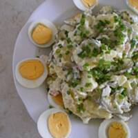 Sałatka ziemniaczana z jajkami