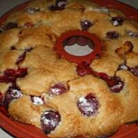 Ekspresowa babka z truskawkami