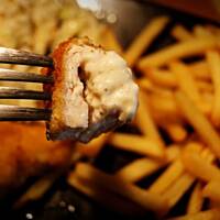 Kotlety drobiowe z serem topionym