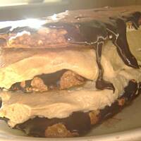 Tort Dacquoise - "Bezowy orzechowiec"