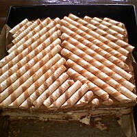 Królewniec miodownik z kajmakiem