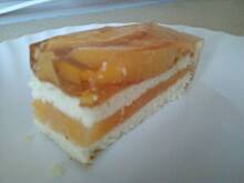 Fot. Dorqa, Biszkopt z brzoskwiniami