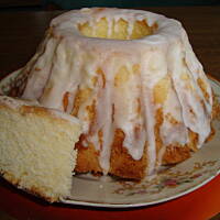 Babka wielkanocna puchowa