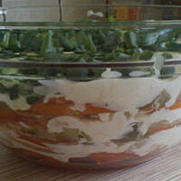 Sałatka z pomidorów, warstwowa