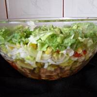 Sałatka warstwowa  gyros