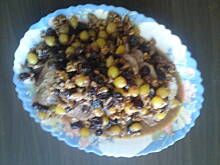 Fot. Kolorowa75, schab pieczony z rodzynkami, orzechami i cebulą