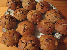 Fot. cynamon, Muffinki z cynamonem i płatkami czekolady