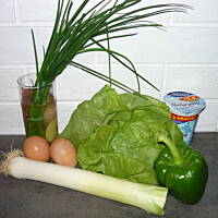 Surówka z sałaty z jogurtem!