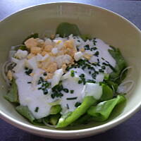 Surówka z sałaty z jogurtem!