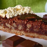 Tarta czekoladowa z orzechami włoskimi