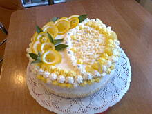 Fot. bahus, Tort śmietanowo-cytrynowy
