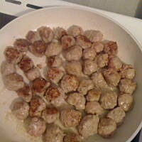 Imbirowe Kulki miesne w orientalnym sosie warzywnym.Samo zdrowie!