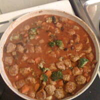 Imbirowe Kulki miesne w orientalnym sosie warzywnym.Samo zdrowie!