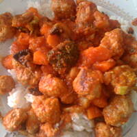 Imbirowe Kulki miesne w orientalnym sosie warzywnym.Samo zdrowie!