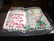 Fot. elodia, Tort komunijny w kształcie książki