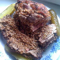 Noga indycza nabita kasza gryczana z grzybami i orzechami