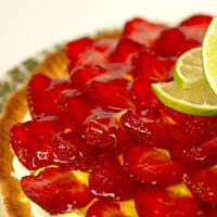 Tarta mascarpone z wanilią i truskawkami