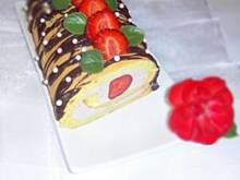 Fot. megii013, rolada serowo-truskawkowa