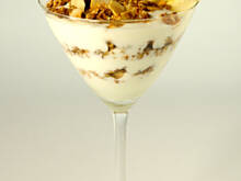 Fot. Wkn, Deser jogurtowy miodowo-bananowy