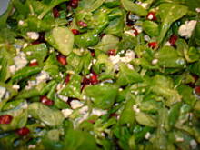 Fot. majolika, Błykawiczna sałatka -przebojowa z roszponki, rokpola i vinaigrette z granatów