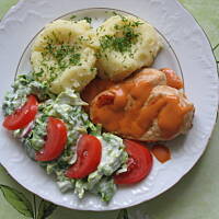 Grilowany filet z kurczka w ostrym sosie