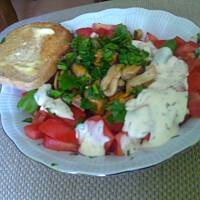 Sałatka pomidorowa z owocami morza