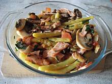 Fot. natalcia354, zapiekanka warzywna z szynką i makaronem