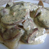 Ryba w pikantnym sosie koperkowo-pieczarkowym