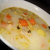 Zupa z fasolki szparagowej z ziemniakami