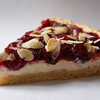 Tarta z creme brulee i wiśniami