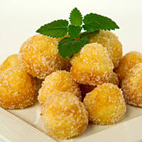 Cukrowe pączusie serowe