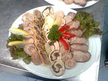 Fot. karo826, Roladki drobiowe z pieczarkami-zimny bufet