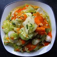 Sałatka zimowa z kwasem mlekowym