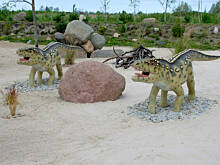 Fot. Wkn, Park dinozaurów w Łebie