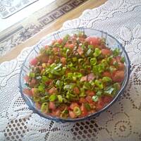 Sałatka z tuńczykiem i pomidorami