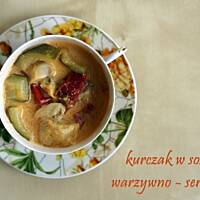 Kurczak w sosie warzywno - serowym