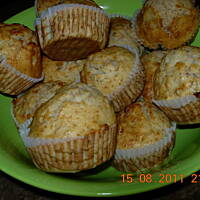 Muffinny z płatkami owsianymi z nutką cytryny