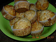 Fot. Satina, Muffinny z płatkami owsianymi z nutką cytryny