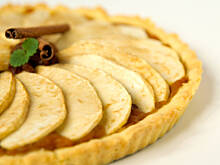 Fot. Wkn, Placek kruchy z musem dyniowym i jabłkową kołderką