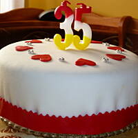 Tort pomarańczowo -  biszkoptowy