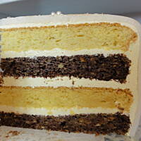 Tort pomarańczowo -  biszkoptowy