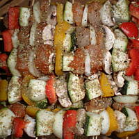 Szaszłyki warzywne z kurczakiem