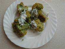 Fot. Darryn, Brokuł w sosie czosnkowym