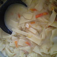 ogórkowa z makaronem